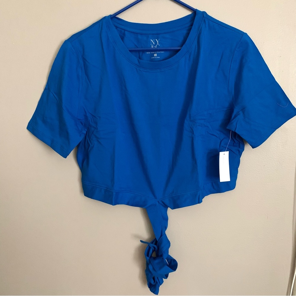 🎊 New New York & Company Tie-Back City Tee - Picture 4 of 4
